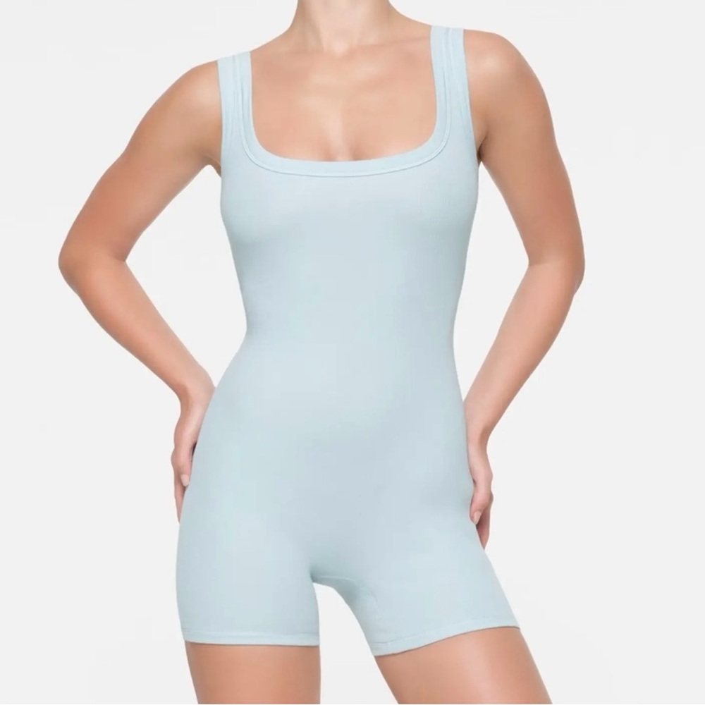 SKIMS COTTON RIB ONSIE OPAL